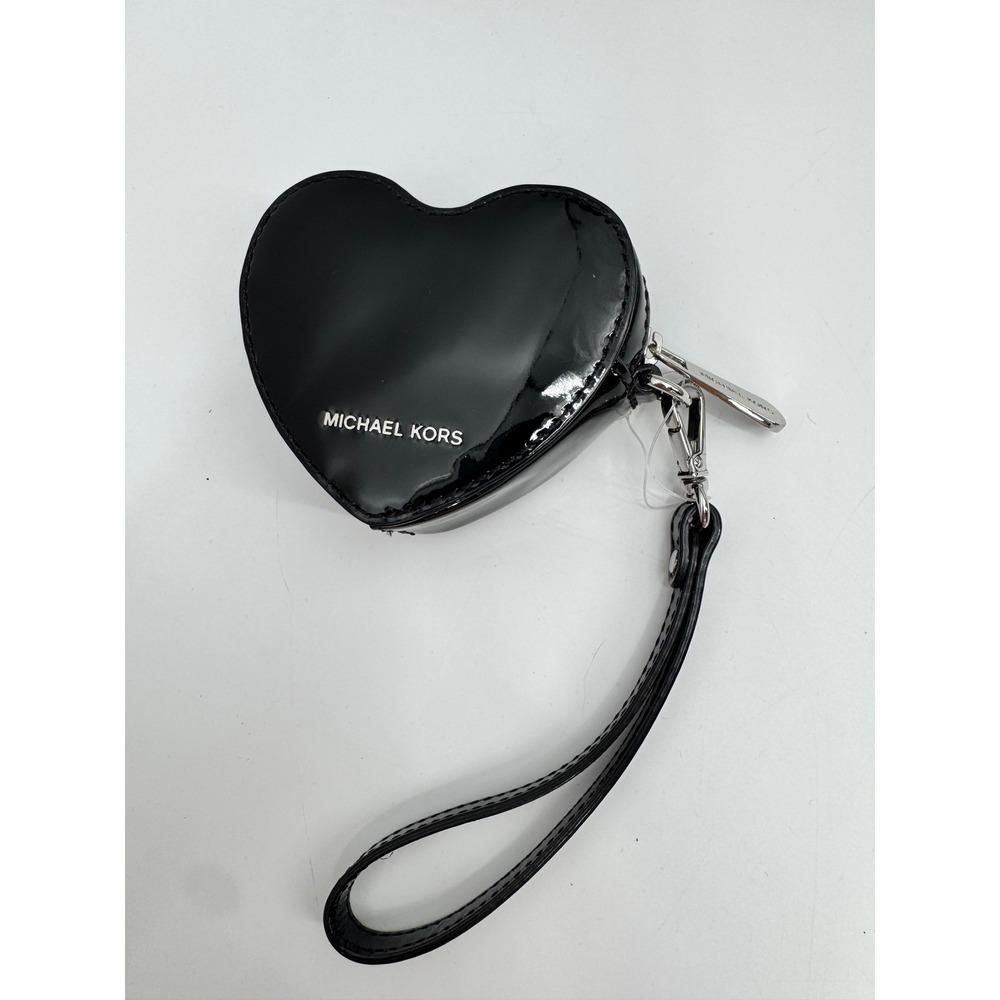Michael Kors Coin Purse Women OS Black Patent Leather Heart Quilted Wristlet